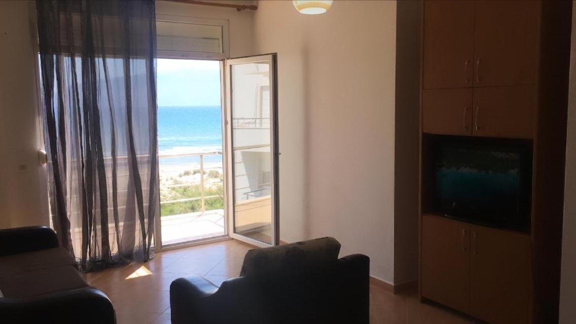 Relax Rental Vlorë Buitenkant foto